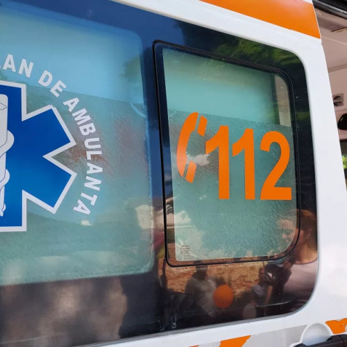 Accident grav în parcarea unui centru comercial din sectorul 4 al Capitalei