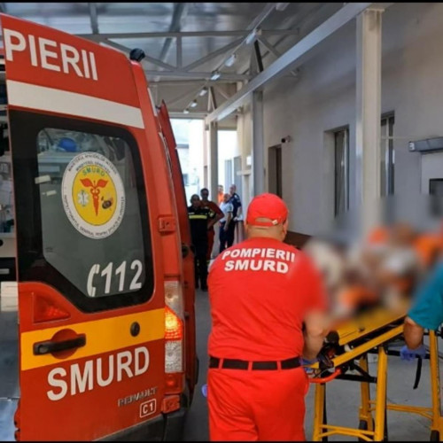 Un bărbat din Botoșani a ajuns la spital după ce a fost înjunghiat de un vecin