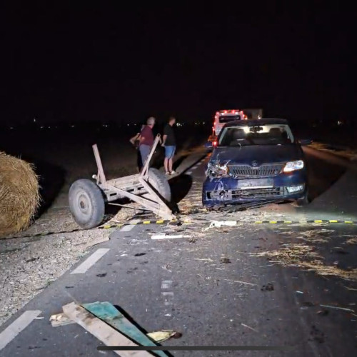 Accident între Tunari și Dimieni, o șoferiță lovește o căruță nesemnalizată