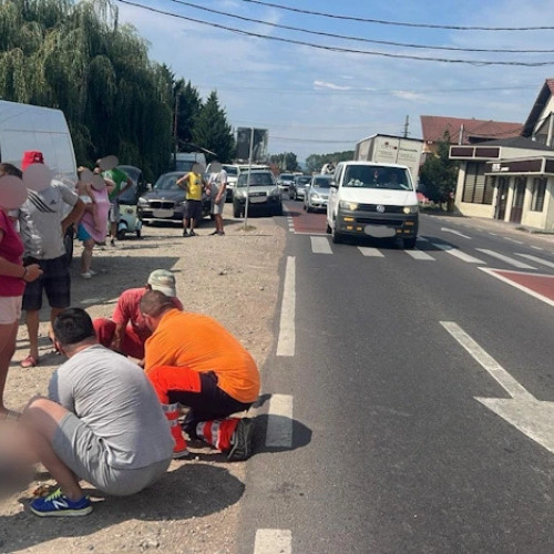 Accident grav pe DN 64: o adolescentă de 14 ani a fost lovită de un autoturism