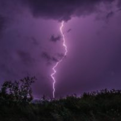 Imagini spectaculoase cu fenomene meteorologice în Motru