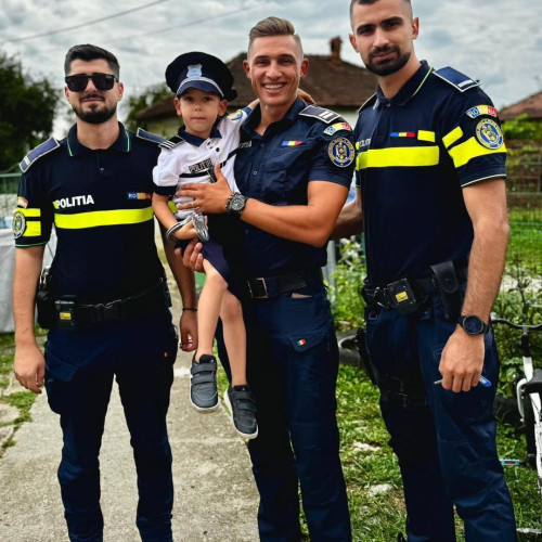 Eroii unui micuț din Novaci sunt polițiștii