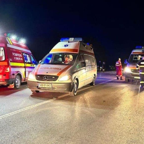 Accident rutier pe DN 67, două persoane rănite