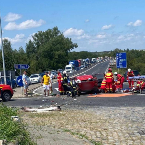 Doi bărbați au decedat după un accident rutier pe DN 1, în județul Sibiu