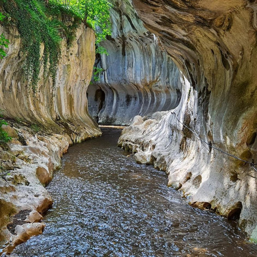 Cheile Banitei, o bijuterie naturală în Parcul Gradistea Muncelului-Cioclovina