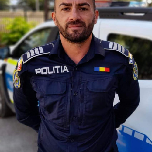 Un polițist din România salvează două vieți de la înec pe malul Dunării