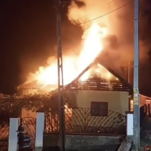 Incendiu la o casă din comuna Glogova: Intervenție rapidă din partea pompierilor