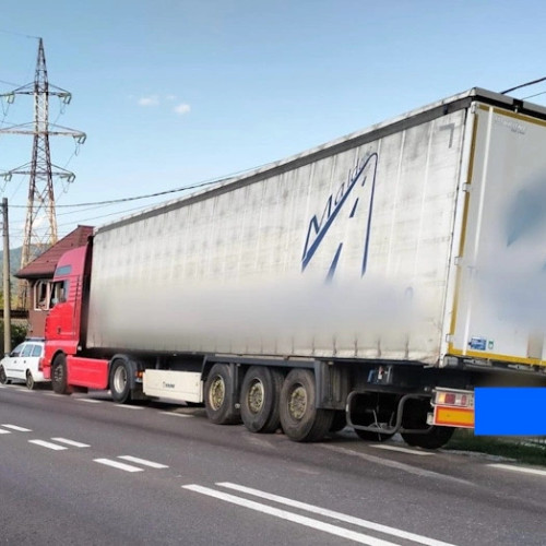 Accident rutier pe DN 7, la Bujoreni, cu trafic îngreunat