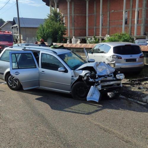 Accident rutier lângă biserica din Cornu Luncii, cinci răniți