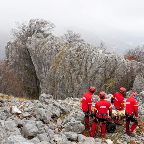 Acțiuni de salvare în masivele Parâng, Căpățânii și Piatra Craiului