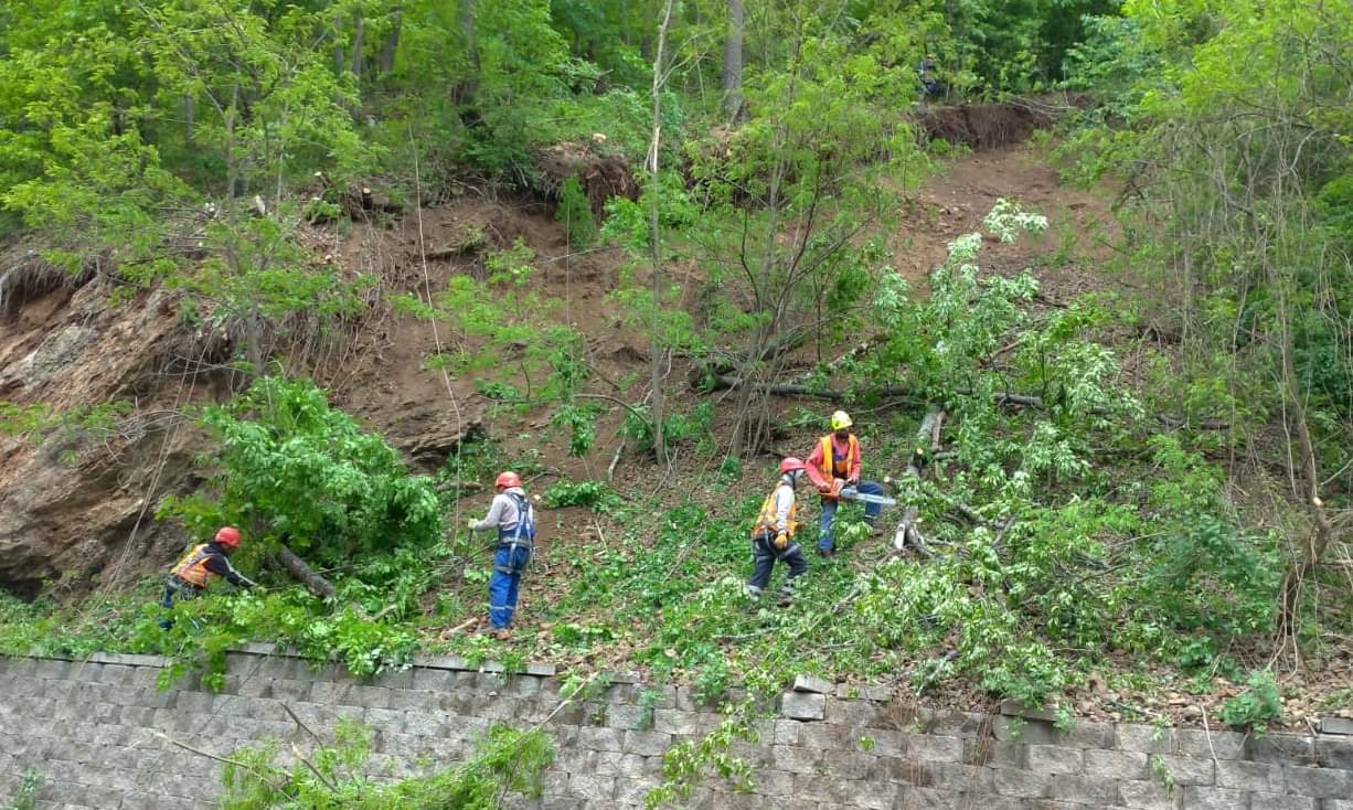 Lucrări de ranguire pe DN 66, în Valea Jiului