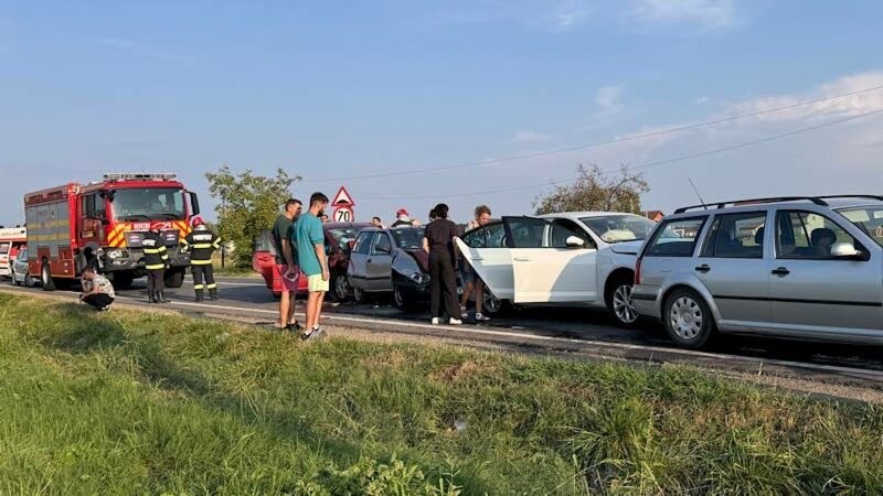 Accident rutier în lanț pe DN 1, la ieșirea din Alesd