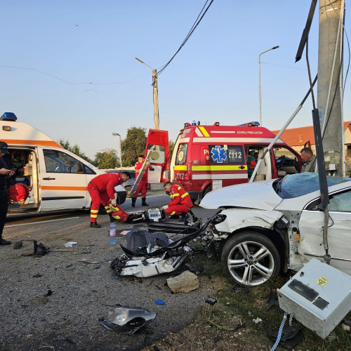 Accident rutier grav pe DJ 606 în comuna Gogosu, Mehedinti