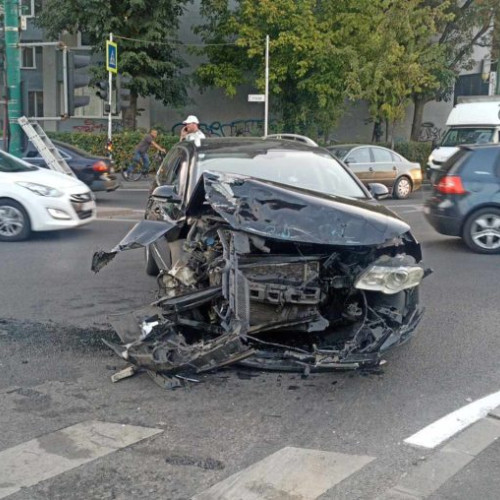 Accident rutier în Timișoara la intersecția străzilor Oituz și Popa Șapcă