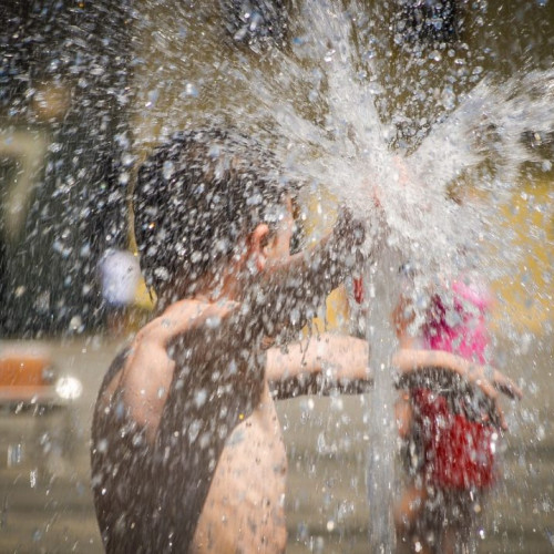 Avertizări meteorologice pentru caniculă în mai multe județe