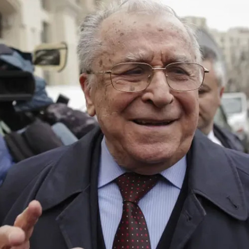 Ionuț Vulpescu publică interviul cu Ion Iliescu, ex-președinte al României, interogându-se asupra zâmbetului său