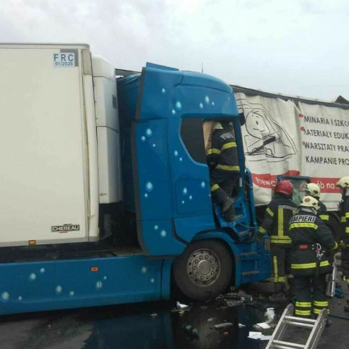 Accident mortal pe autostrada A1: Un bărbat a decedat, alte trei persoane rănite