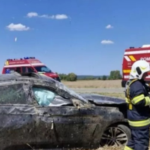 Accident la Reșița: șase persoane rănite în coliziune între autobuz și autoturism