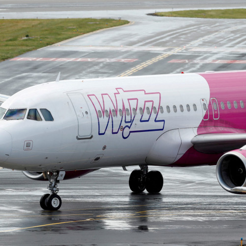 Aeronava Wizz Air a aterizat de urgență pe Aeroportul Henri Coandă din București