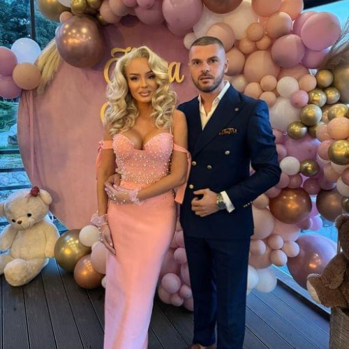 Maria Constantin și Robert Stoica și-au deschis o pensiune la Curtea de Argeș