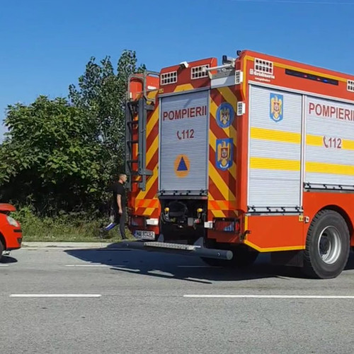 Echipajele ISU Gorj intervin pentru curățarea carosabilului în Cocoreni