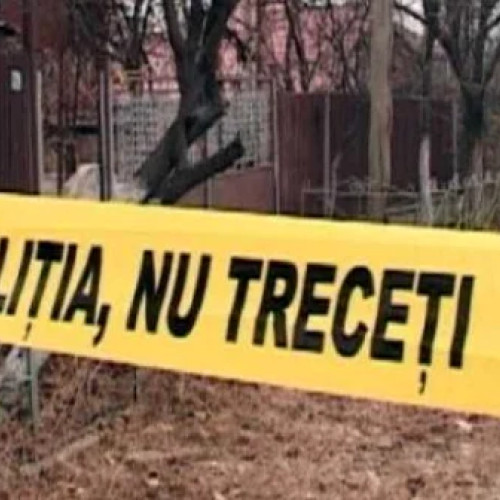 O femeie a fost găsită moartă în locuința ei din Bacău; soțul e principalul suspect