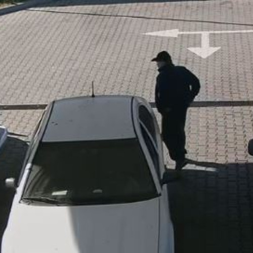 Prins de poliție, un bărbat de 54 de ani cu un certificat de deces fals