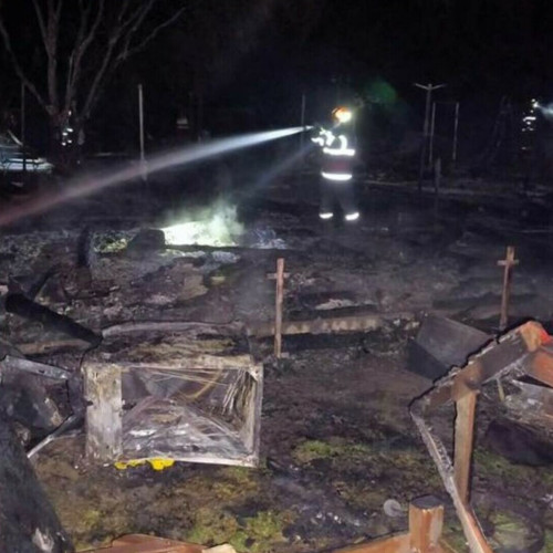 Incendiu la o unitate turistică din Tulcea, fără victime