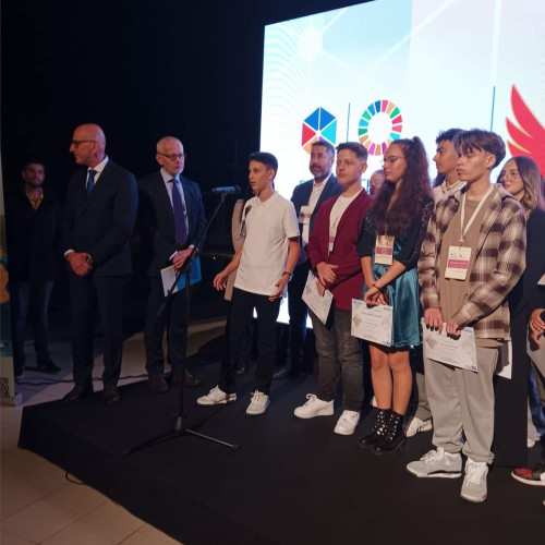 Elevii Colegiului Național &quot;Ecaterina Teodoroiu&quot; din Târgu Jiu premiați la Olimpiada Internațională a Hazardurilor
