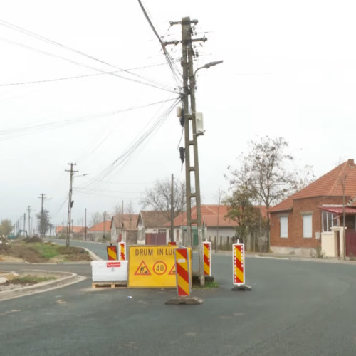 Drumul dintre orașul Sântana și Comlausi din Arad a fost asfaltat recent