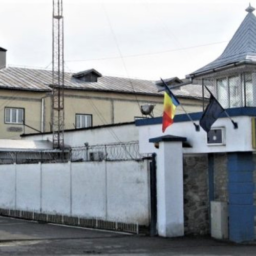 Protest al polițiștilor de penitenciare împotriva condițiilor de muncă