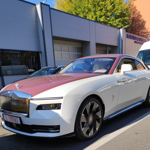Primul model electric Rolls-Royce adus la Registrul Auto Român