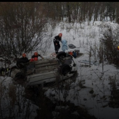 Accident rutier în Suceava: Un bărbat rănit după ce a pierdut controlul volanului