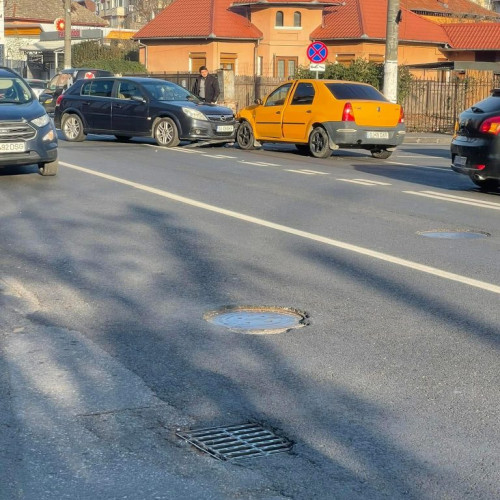 Accident rutier pe bulevardul Ecaterina Teodoroiu din Târgu Jiu