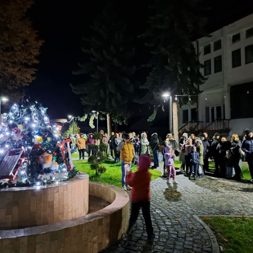 Novaci devine un oraș magic pentru tineri și localnici de Sf. Andrei
