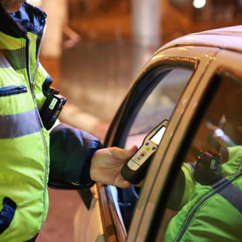 Un bărbat din Tantareni, prins conducând cu alcoolemie de 0,96 mg/l
