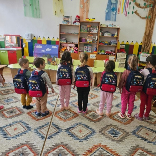 Kit-uri educaționale &quot;ABC Gradi&quot; în grădinițele din comuna Peștișani