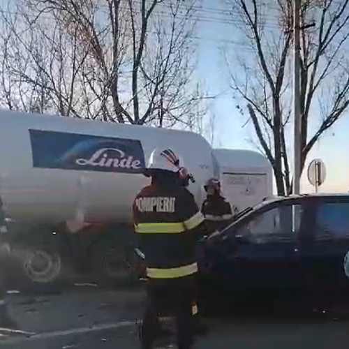 Accident rutier în Slatioara, judetul Olt, trafic oprit pe DN 65