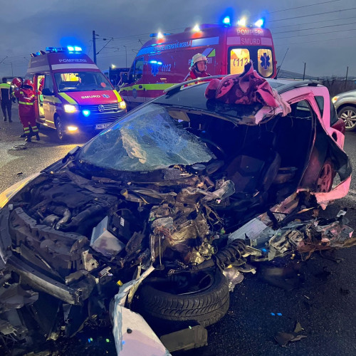 Accident rutier grav la Rascruci - Pompierii au intervenit pentru salvarea unui bărbat