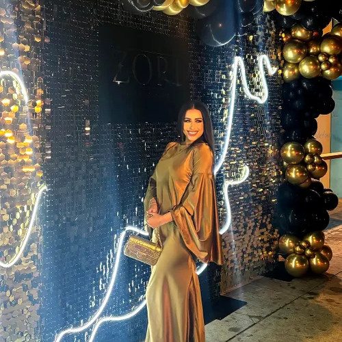 Cadouri de lux de Crăciun pentru o influencerită din Dubai