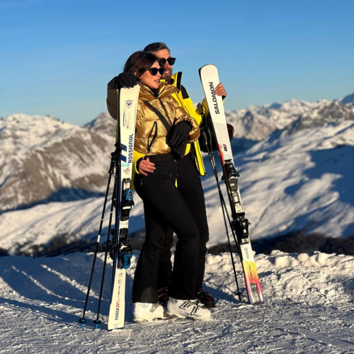 Monica Birlădeanu și Valeriu Gheorghiță, momente spectaculoase la schi