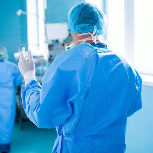 Medic german infectat cu cancer după o operație