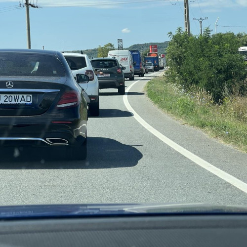 Consiliul Județean Brașov va introduce o taxă pentru tiruri