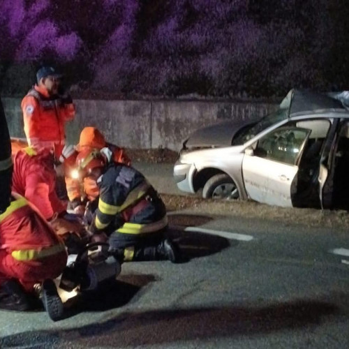 Intervenție de urgență la Orșova după un accident rutier