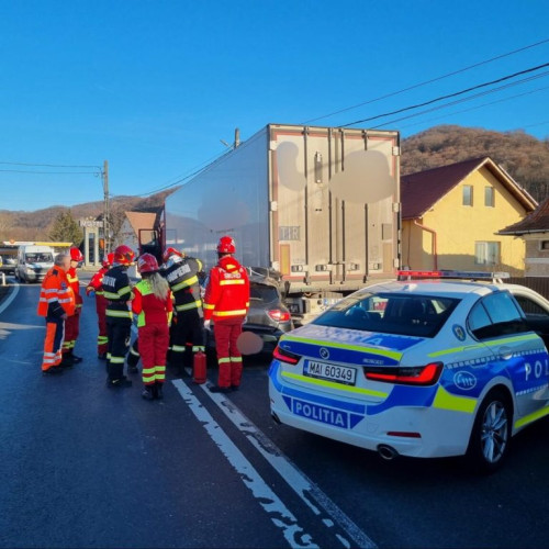 Accident rutier pe DN7, în apropiere de Budești