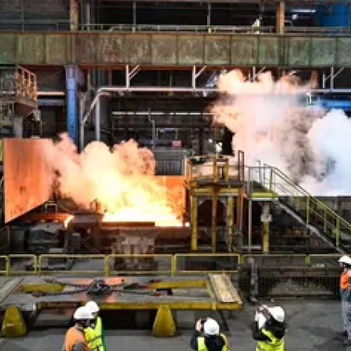Combinatul siderurgic ArcelorMittal Hunedoara își suspendă activitatea timp de șase săptămâni