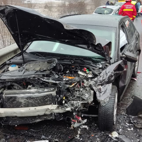 Accident rutier în Salistioara: Doi adulți și un copil răniți