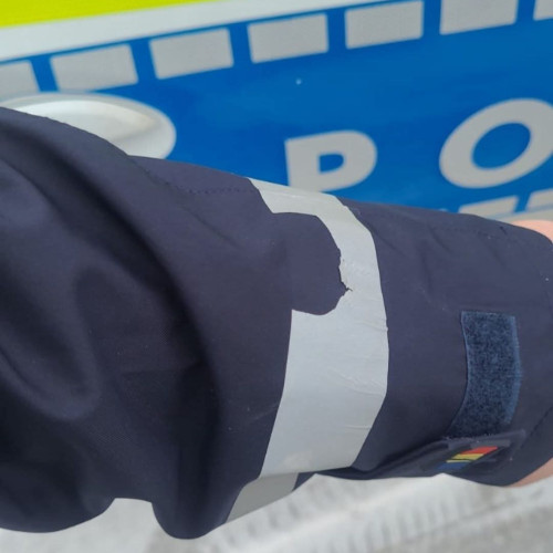 Noi probleme cu uniformele polițiștilor