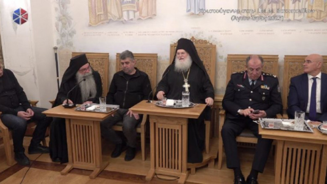 FOTO. Ciolacu la Athos: Premierul și sfatul starețului