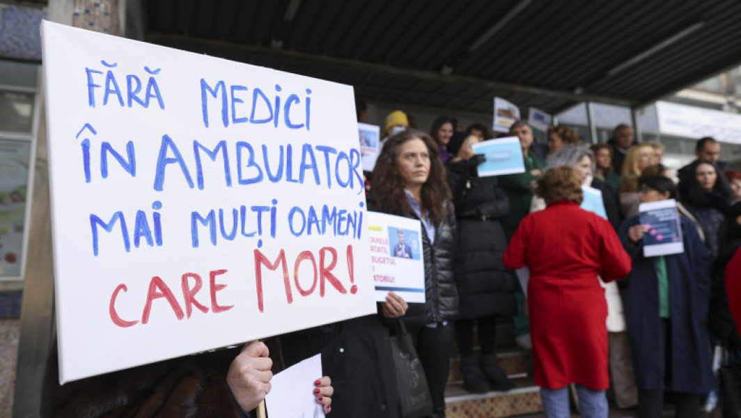 Astrologii și numerologii tratează, tensiunile cresc la sănătate și medici amenință închiderea cabinetelelor